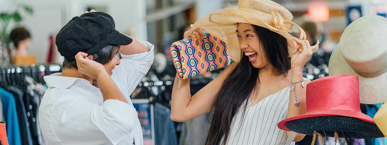 2 women enjoying shopping